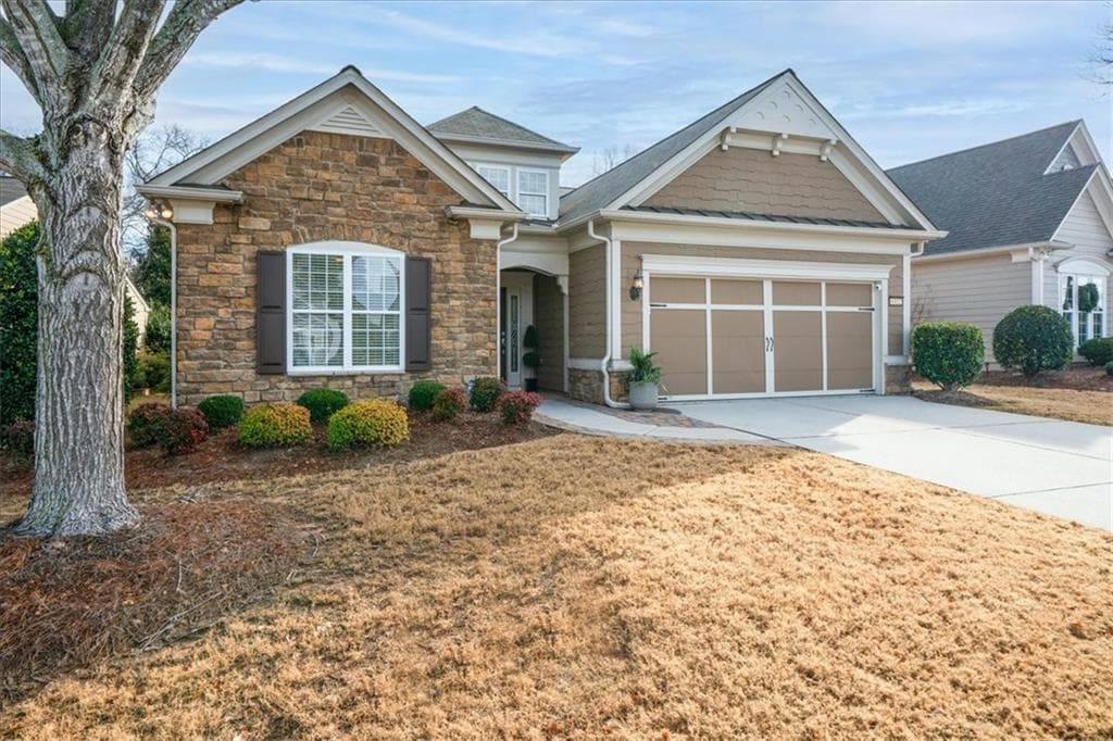 3 bedroom, 2 bathroom single family residence sold at 6332 Canebridge Lane, Hoschton, GA 30548