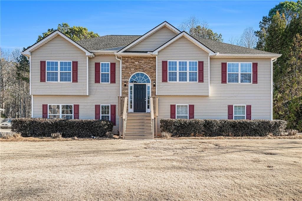 3 bedroom, 2 bathroom, 1,758 sq ft single family residence sold at 141 Sycamore Lane, Dallas, GA 30132