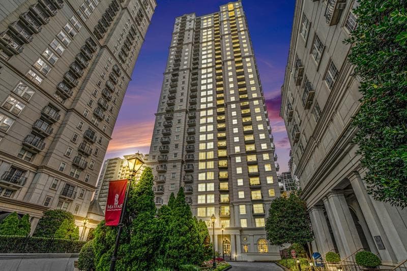 2 bedroom, 2 bathroom, 1,122 sq ft condominium sold at 195 14th Street 2305, Atlanta, GA 30309