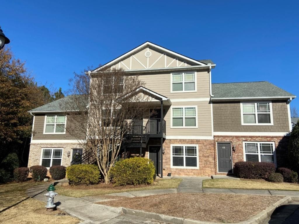 2 bedroom, 3 bathroom, 1,120 sq ft condominium for sale at 232 Epps Bridge Road 01A, Athens, GA 30606