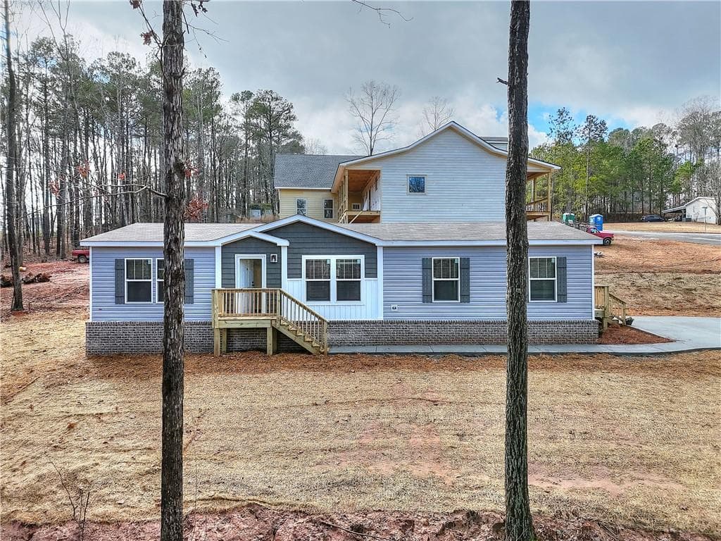 437 Graystone Drive, Winder, GA 30680 — most recent listing photo