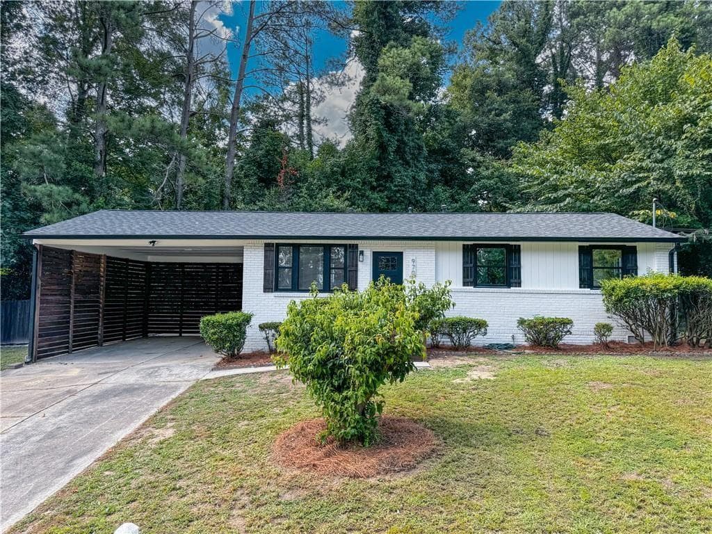 3 bedroom, 2 bathroom, 1,000 sq ft single family residence sold at 970 Fairburn Road, Atlanta, GA 30331