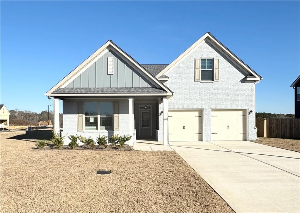4 bedroom, 4 bathroom single family residence sold at 701 Linda Gail Way Lot 109, Bonaire, GA 31005