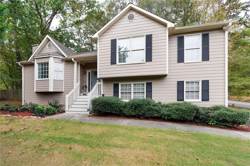 4 bedroom, 3 bathroom single family residence sold at 644 Holland Road, Dallas, GA 30157