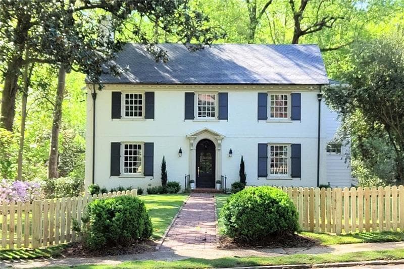 6 bedroom, 5 bathroom single family residence sold at 500 Westover Drive, Atlanta, GA 30305