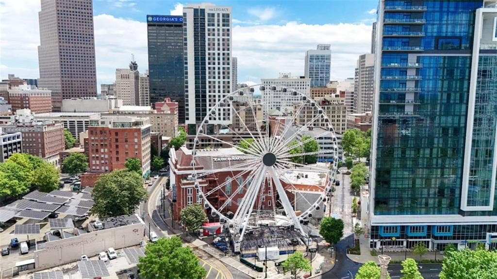 2 bedroom, 1 bathroom condominium sold at 215 Piedmont Avenue APT 307, Atlanta, GA 30308