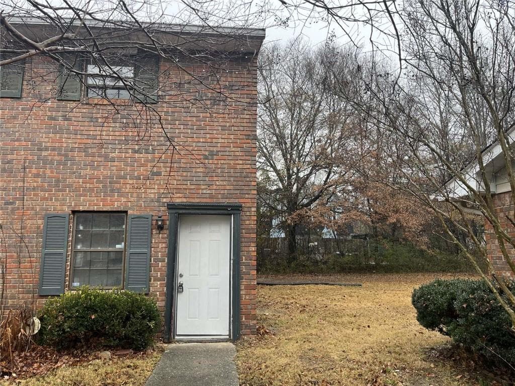 3 bedroom, 3 bathroom, 1,536 sq ft townhouse sold at 6354 Shannon Parkway 32F, Union City, GA 30291