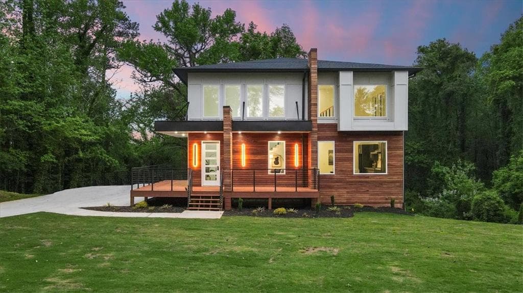 6 bedroom, 6 bathroom single family residence sold at 4217 Danforth Road, Atlanta, GA 30331