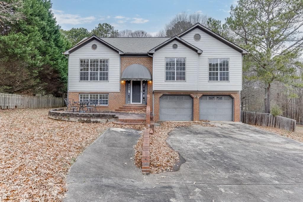 4 bedroom, 3 bathroom, 2,331 sq ft single family residence sold at 842 Lodgeview Drive, Bethlehem, GA 30620