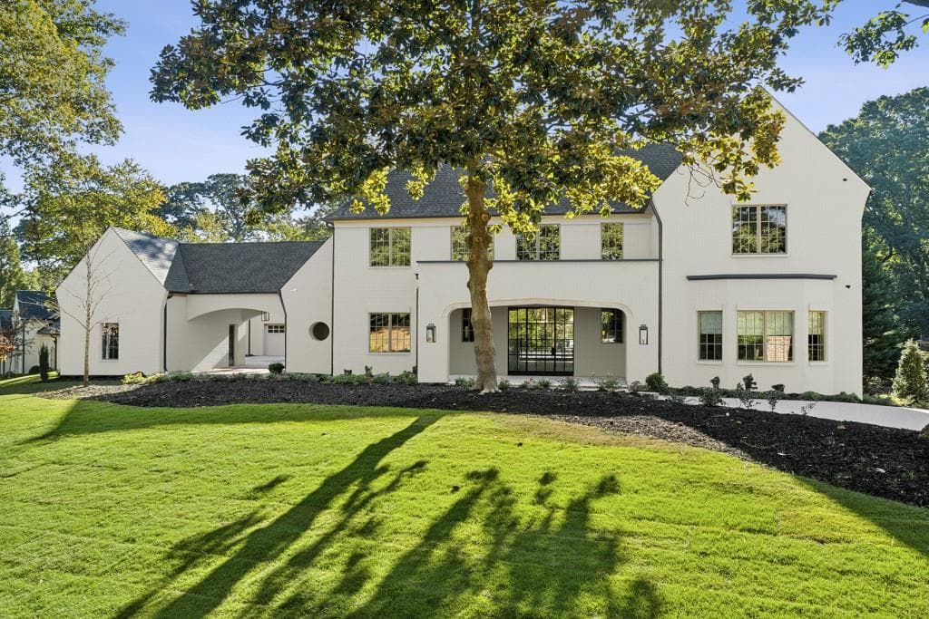 7 bedroom, 9 bathroom, 7,950 sq ft single family residence sold at 4585 E Conway Drive, Atlanta, GA 30327