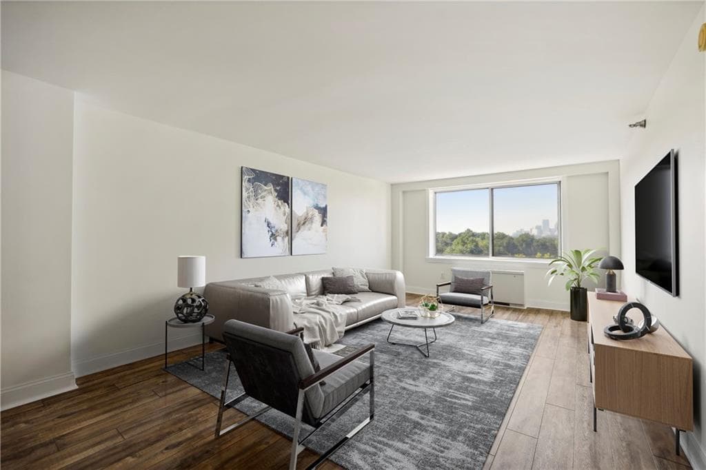 1 bedroom, 1 bathroom, 837 sq ft condominium sold at 2479 Peachtree Road 702, Atlanta, GA 30305