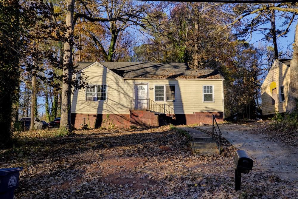 3 bedroom, 1 bathroom, 876 sq ft single family residence sold at 1743 Marcel Avenue, Atlanta, GA 30311