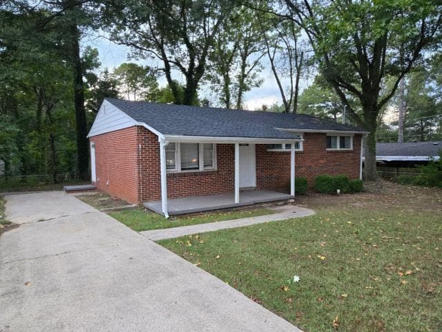 3 bedroom, 2 bathroom, 1,000 sq ft single family residence sold at 3343 SE RENAULT Road, Atlanta, GA 30354