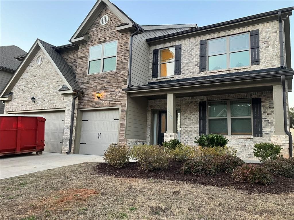 5 bedroom, 4 bathroom single family residence sold at 7594 Shady Maple Way, Lithonia, GA 30038