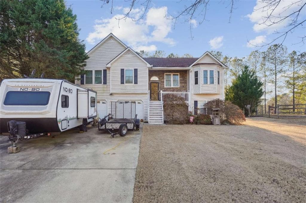 3 bedroom, 3 bathroom, 1,386 sq ft single family residence sold at 97 Caroline Lane, Dallas, GA 30132