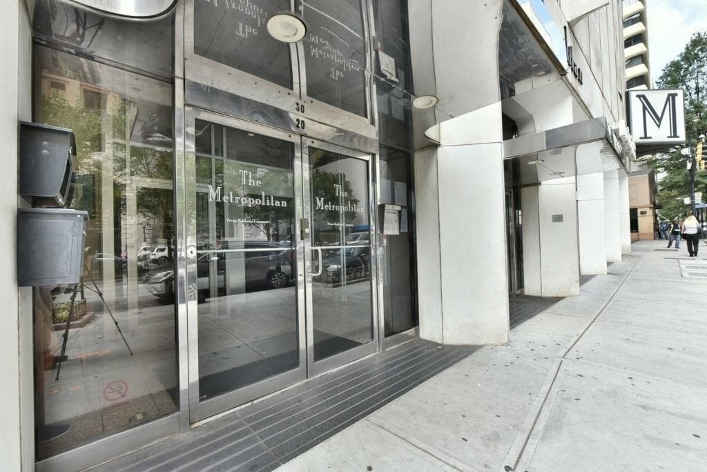 1 bedroom, 1 bathroom condominium sold at 20 Marietta Street 6F, Atlanta, GA 30303
