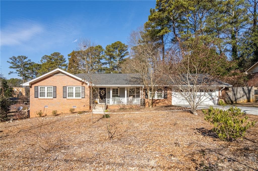 3 bedroom, 2 bathroom, 2,076 sq ft single family residence sold at 2384 Bradcliff Drive, Atlanta, GA 30345