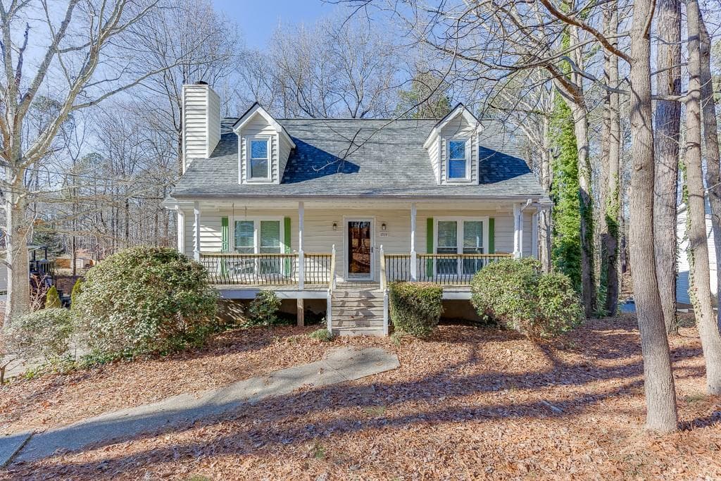 3 bedroom, 2 bathroom, 1,830 sq ft single family residence sold at 1530 Plunketts Road, Buford, GA 30519