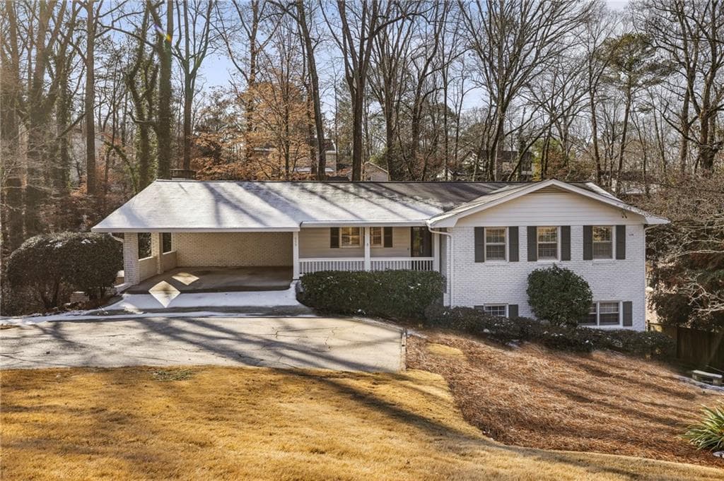 4 bedroom, 3 bathroom, 4,150 sq ft single family residence sold at 655 Amberidge Trail, Atlanta, GA 30328