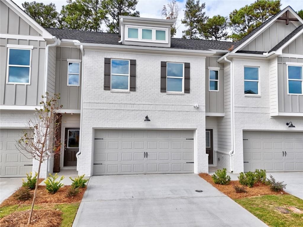 4 bedroom, 3 bathroom townhouse sold at 5435 Rock Place Court 38, Norcross, GA 30093