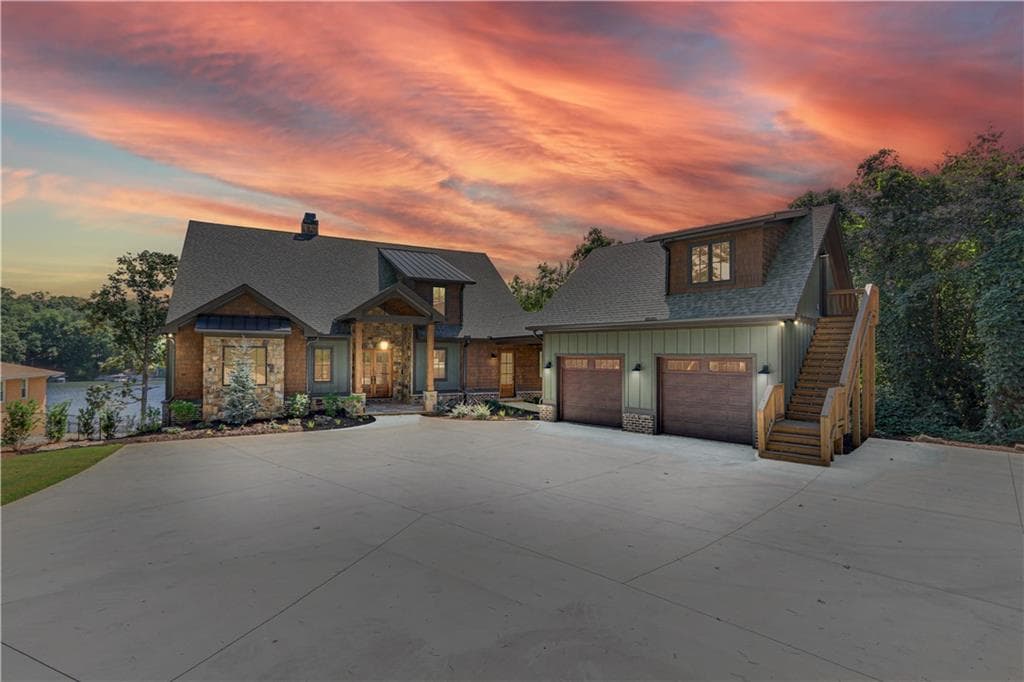 5 bedroom, 6 bathroom single family residence sold at 3109 Emerald Circle, Gainesville, GA 30501