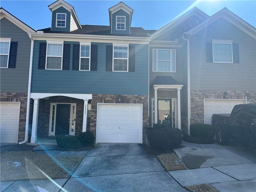 3 bedroom, 3 bathroom, 1,411 sq ft townhouse sold at 6453 Mossy Oak Landing, Braselton, GA 30517