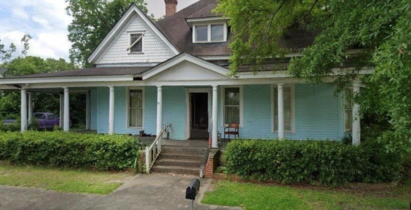 6 bedroom, 4 bathroom single family residence sold at 419 Church Street, Dawson, GA 39842