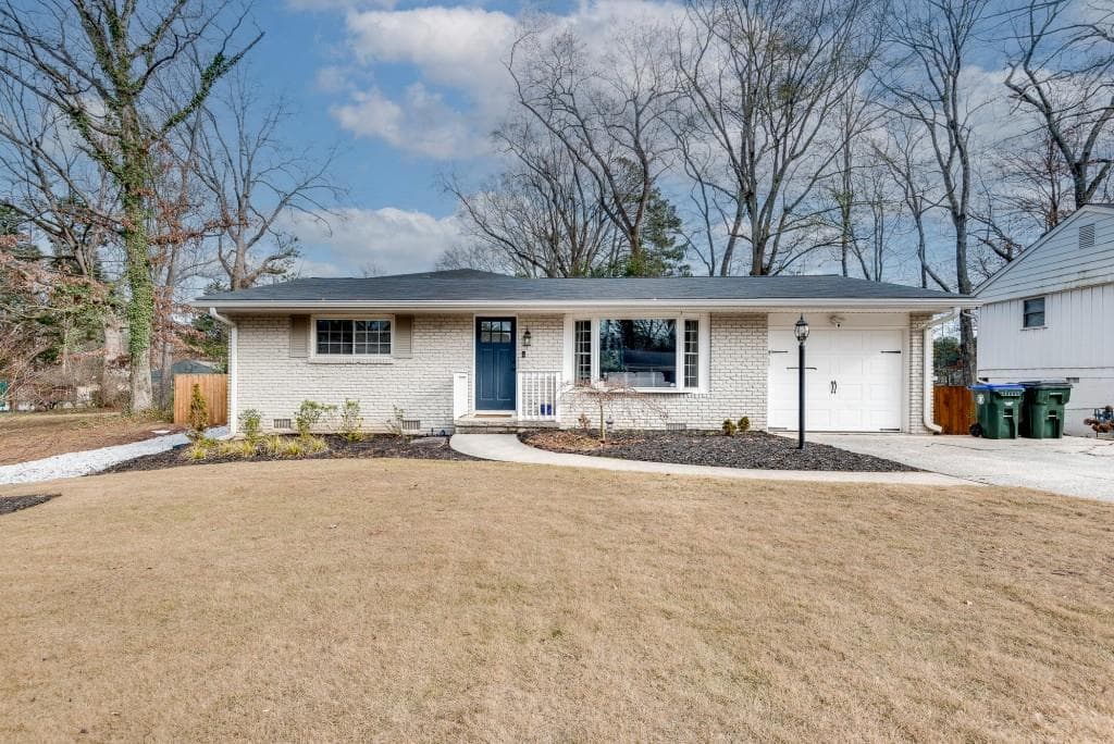 4 bedroom, 3 bathroom, 2,000 sq ft single family residence sold at 3935 Admiral Drive, Chamblee, GA 30341