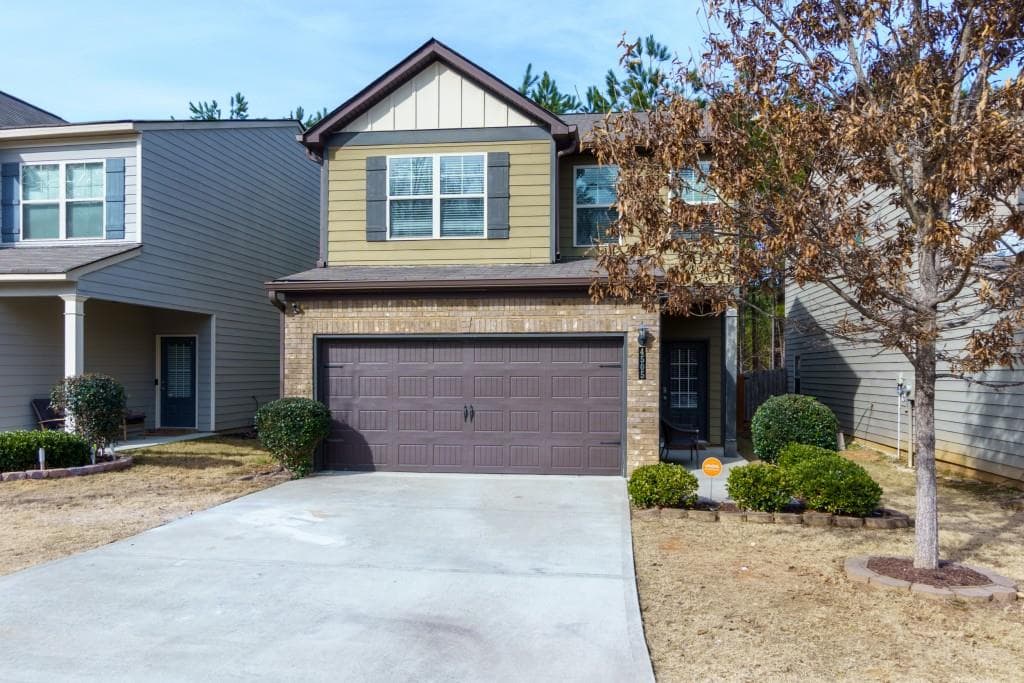 4505 Ravenwood Drive, Union City, GA 30291 — most recent listing photo