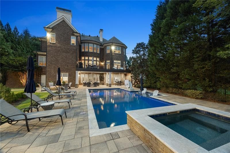 6 bedroom, 7 bathroom single family residence sold at 1358 Wynbrook Trace, Smyrna, GA 30126