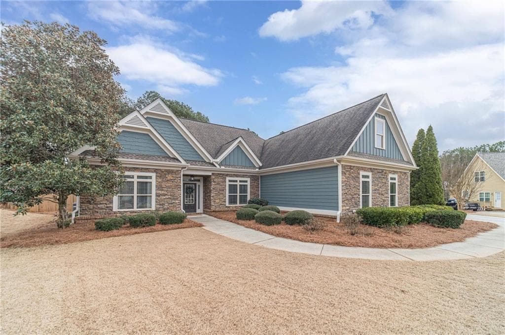 4 bedroom, 3 bathroom single family residence sold at 2673 Powell Court, Monroe, GA 30656