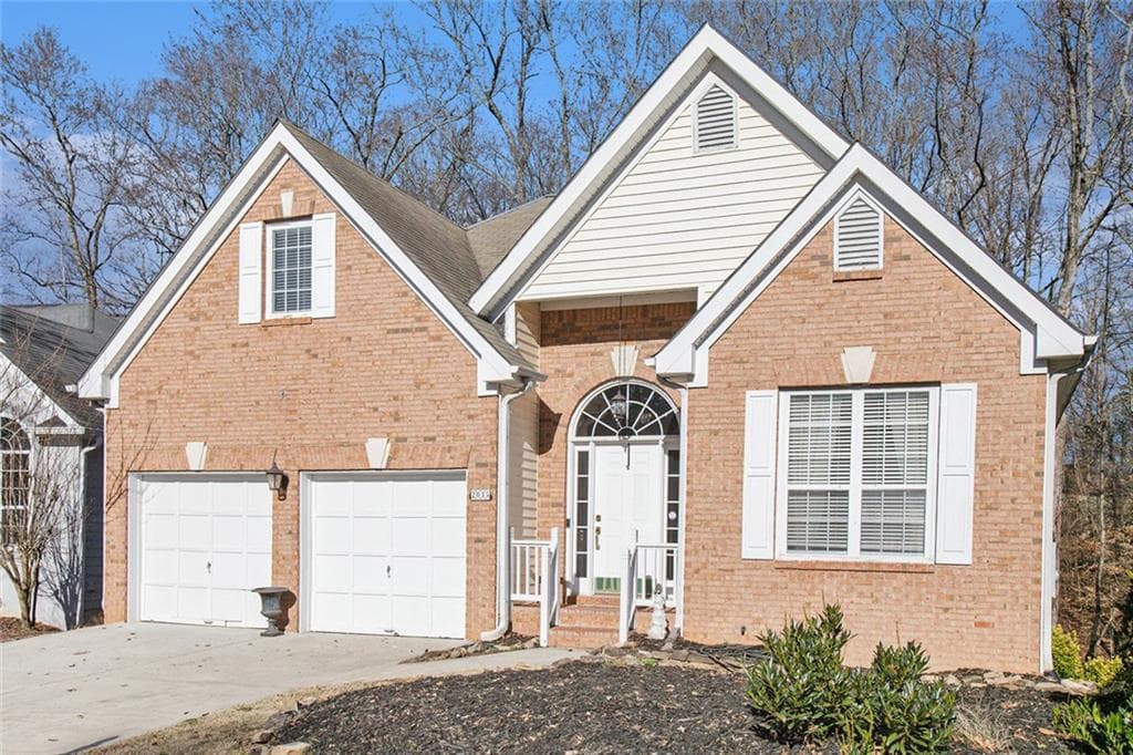 3 bedroom, 3 bathroom, 1,679 sq ft single family residence sold at 2035 Brookridge Terrace, Alpharetta, GA 30004