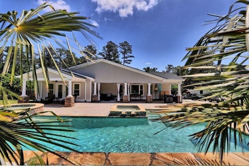 5 bedroom, 5 bathroom single family residence sold at 3545 Fairway Drive, Atlanta, GA 30337