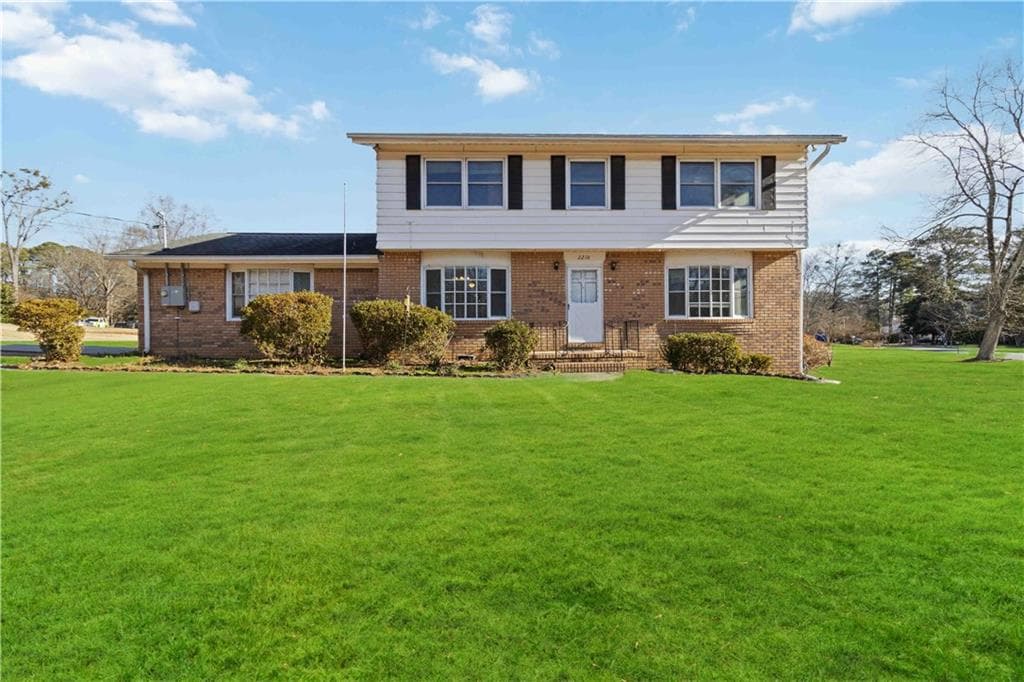 4 bedroom, 3 bathroom single family residence sold at 2210 Lisa Drive, Marietta, GA 30067