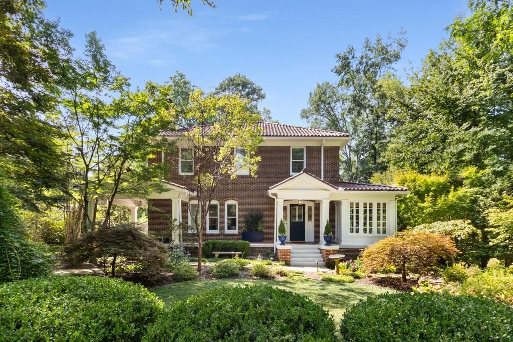 4 bedroom, 4 bathroom, 4,548 sq ft single family residence sold at 1170 Oakdale Road, Atlanta, GA 30307