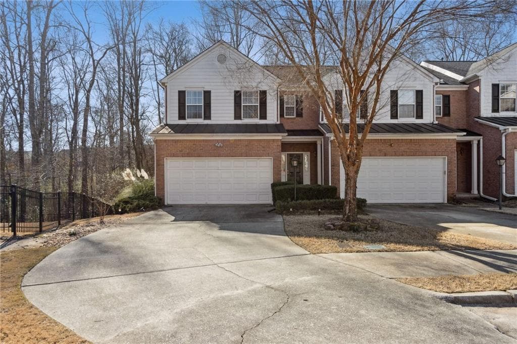 2 bedroom, 3 bathroom, 1,578 sq ft townhouse sold at 2128 Mill Garden Run, Buford, GA 30519