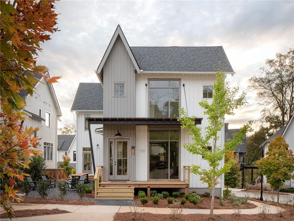 5 bedroom, 5 bathroom single family residence sold at 731 Belt Loop, Atlanta, GA 30316