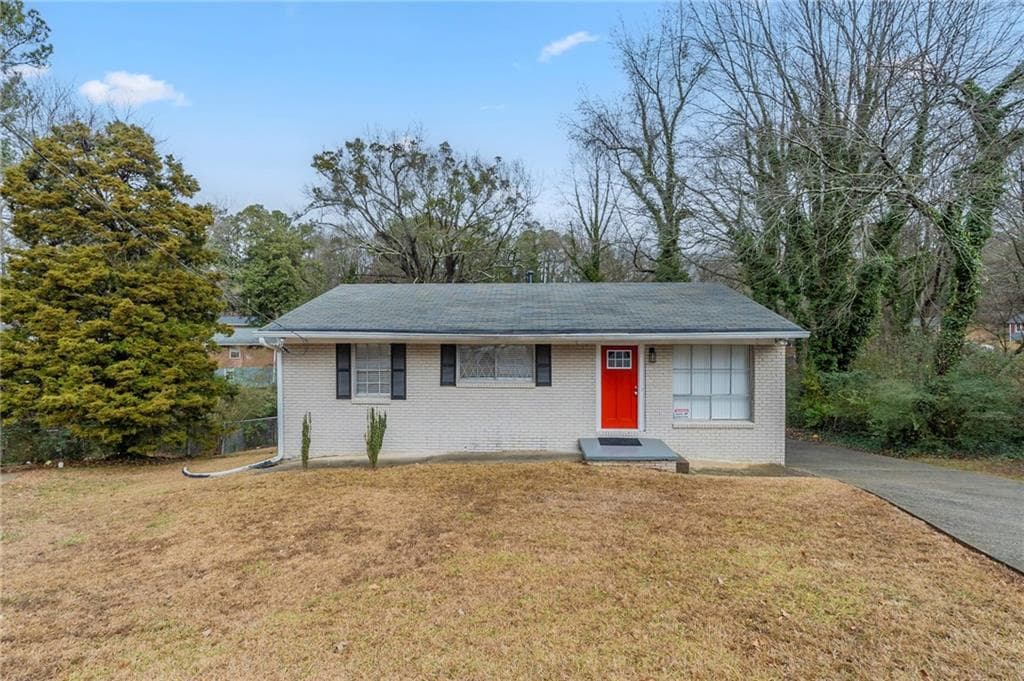 4 bedroom, 2 bathroom, 975 sq ft single family residence sold at 37 Delmoor Court, Atlanta, GA 30311