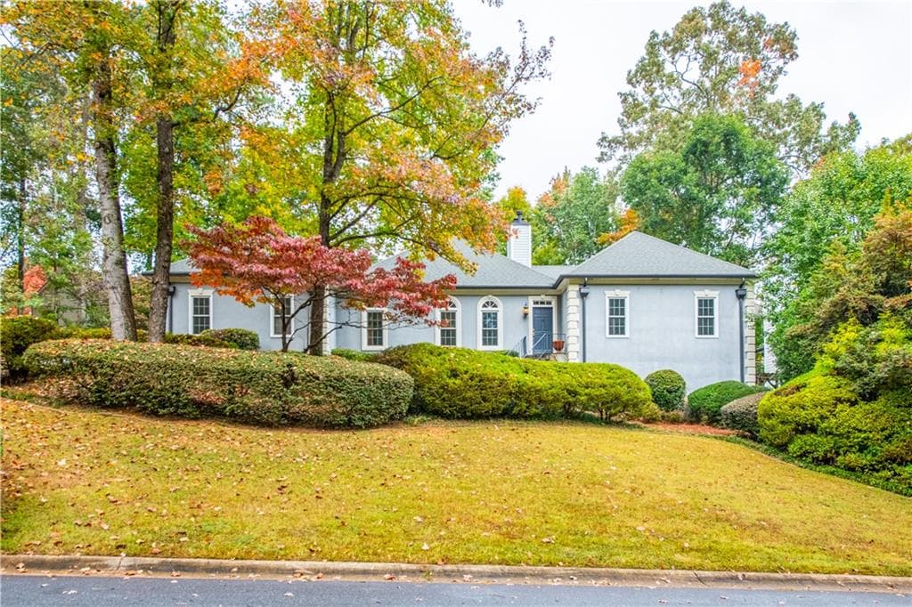 5 bedroom, 4 bathroom, 3,188 sq ft single family residence sold at 4005 Chelsea Lane, Marietta, GA 30062
