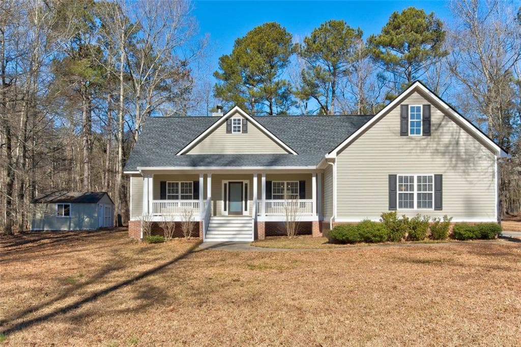 4 bedroom, 3 bathroom single family residence sold at 265 Den Creek Trail, Fayetteville, GA 30215