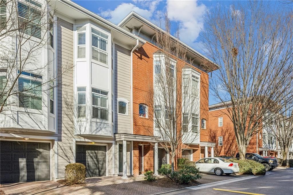 2 bedroom, 3 bathroom, 1,552 sq ft townhouse sold at 778 Inman Mews Drive, Atlanta, GA 30307