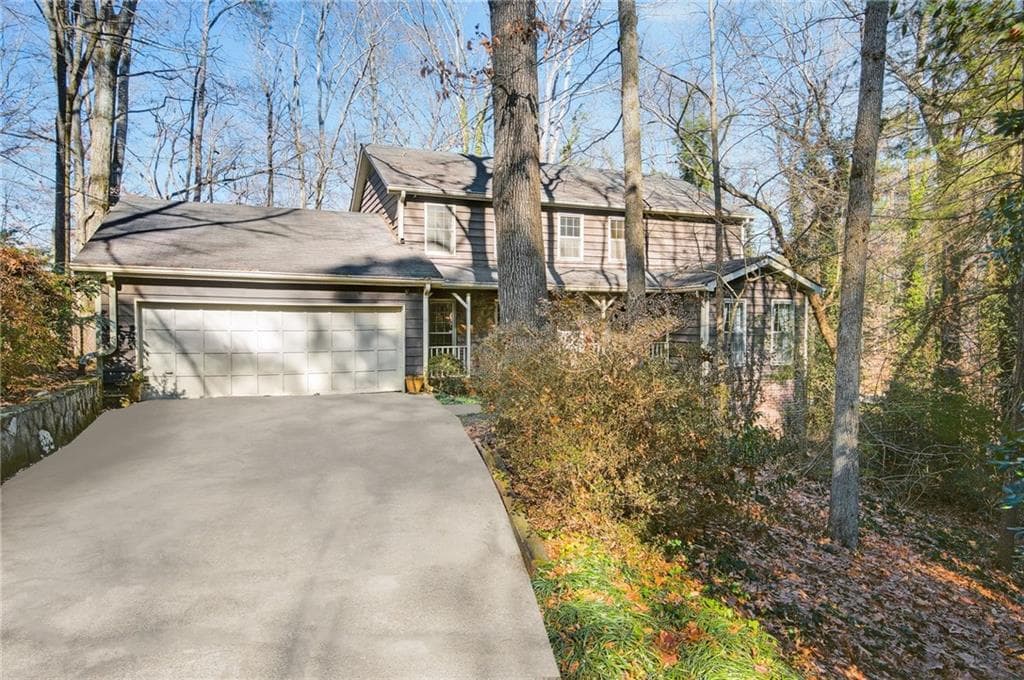 4275 Blackland Drive, Marietta, GA 30067 — most recent listing photo