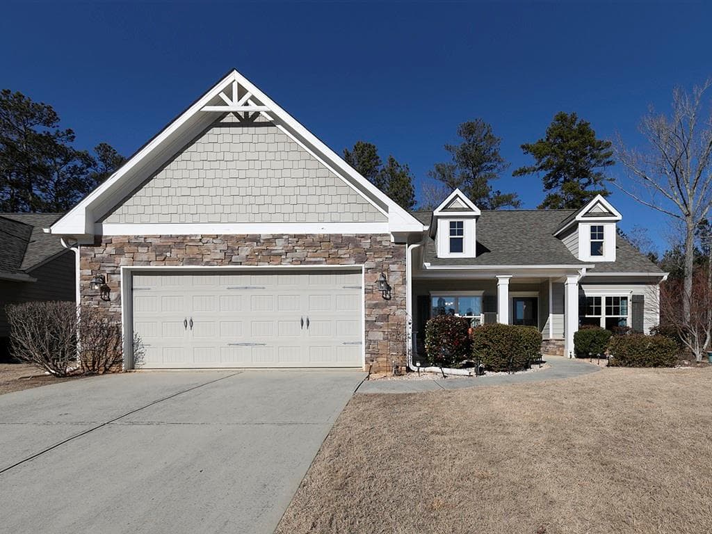 3 bedroom, 2 bathroom, 1,792 sq ft single family residence sold at 577 Oak Glen Drive, Dallas, GA 30132