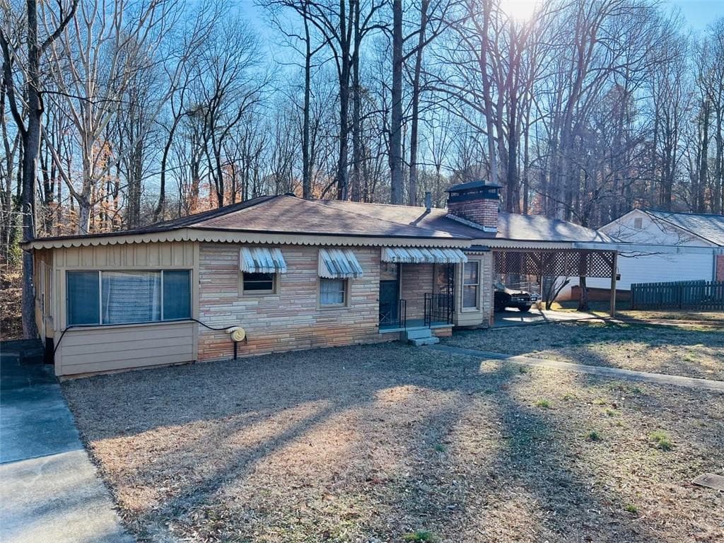 2 bedroom, 1 bathroom, 894 sq ft single family residence sold at 4350 ROCKDALE Drive, Acworth, GA 30101