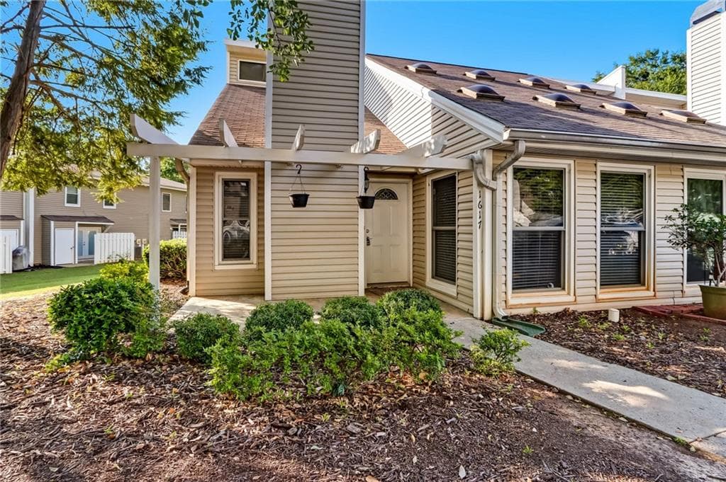 1617 Homestead Trail, Alpharetta, GA 30004 — most recent listing photo