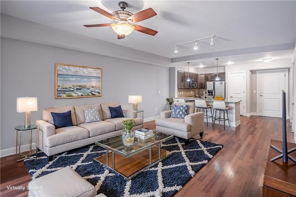 1 bedroom, 1 bathroom, 950 sq ft condominium sold at 200 River Vista Drive 405, Atlanta, GA 30339