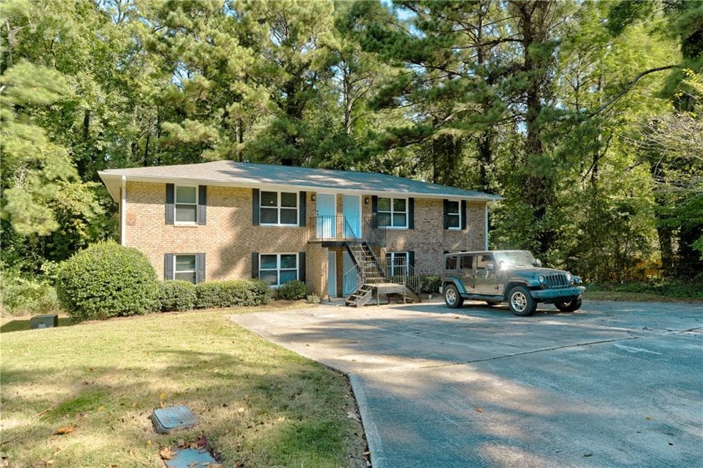 quadruplex sold at 564 Evergreen Terrace, Forest Park, GA 30297