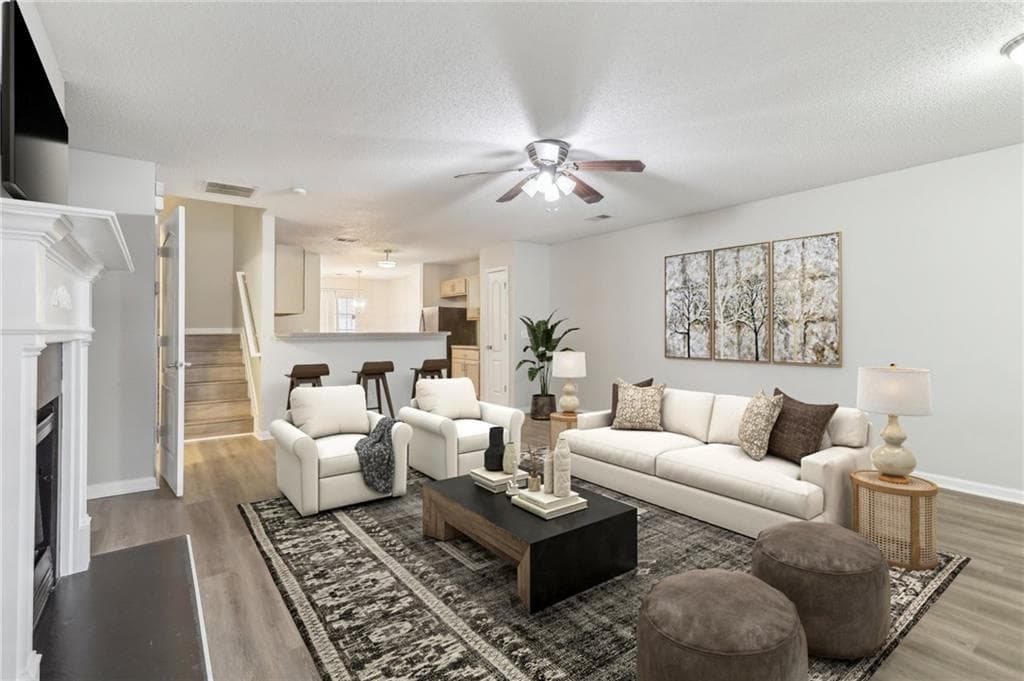 3 bedroom, 3 bathroom townhouse sold at 3489 Parc Drive, Atlanta, GA 30311