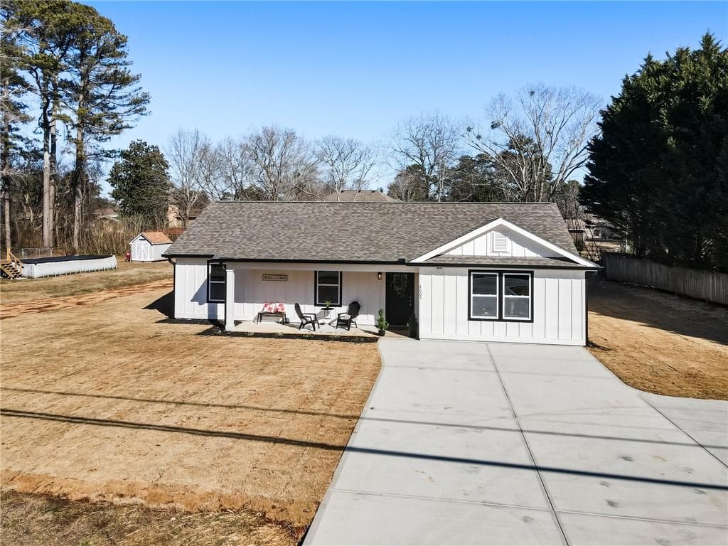 3 bedroom, 2 bathroom single family residence sold at 2605 Bobo Road, Dallas, GA 30157