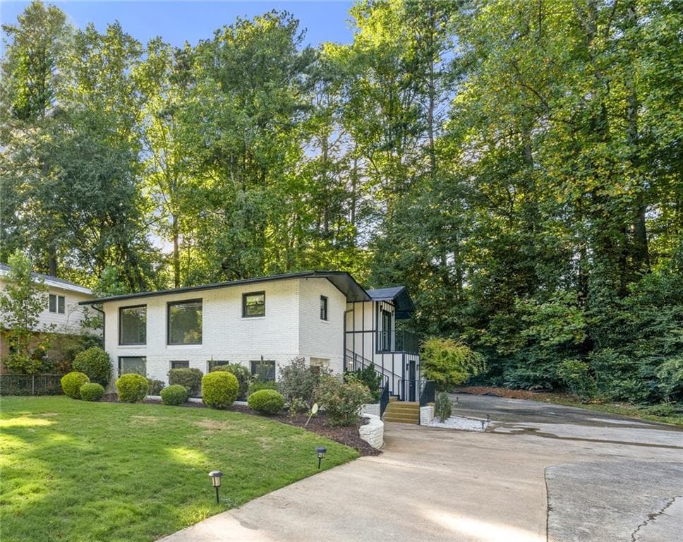 5 bedroom, 3 bathroom, 2,855 sq ft single family residence sold at 3680 Admiral Drive, Chamblee, GA 30341